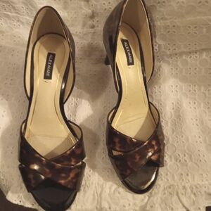 Womens shoes